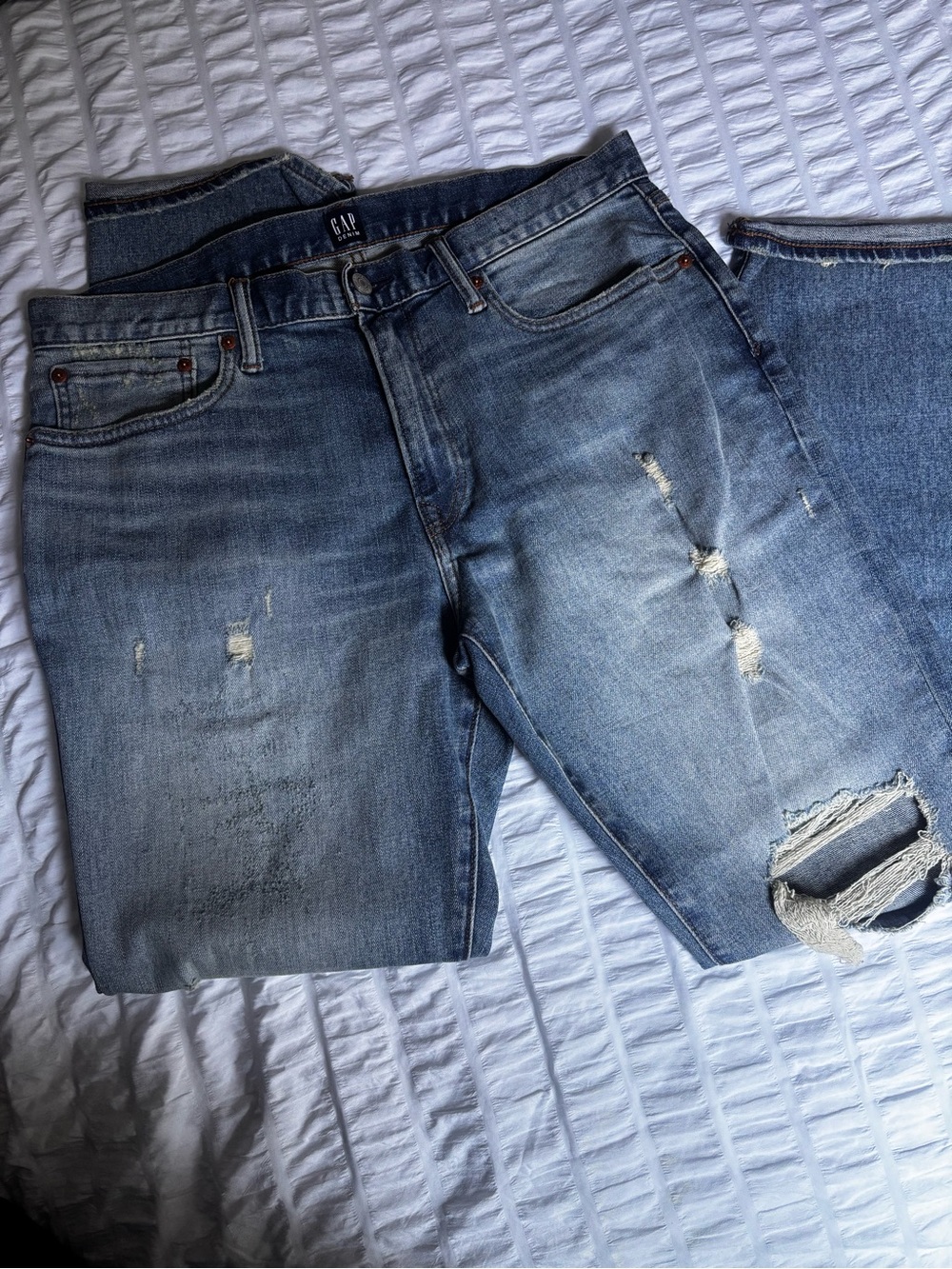 GAP Men's Light Blue Distressed Relaxed Jeans Slim Straight 33x30